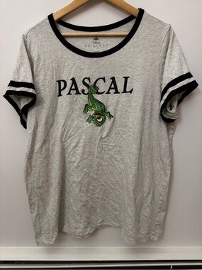 Disney Pascal Graphic Ringer Tee - Light Gray & Black